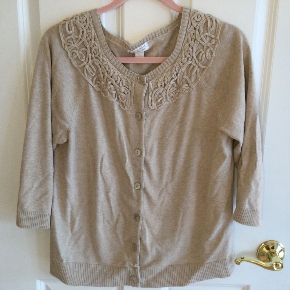NWOT Christopher & Banks Women’s L Neutral Sweater